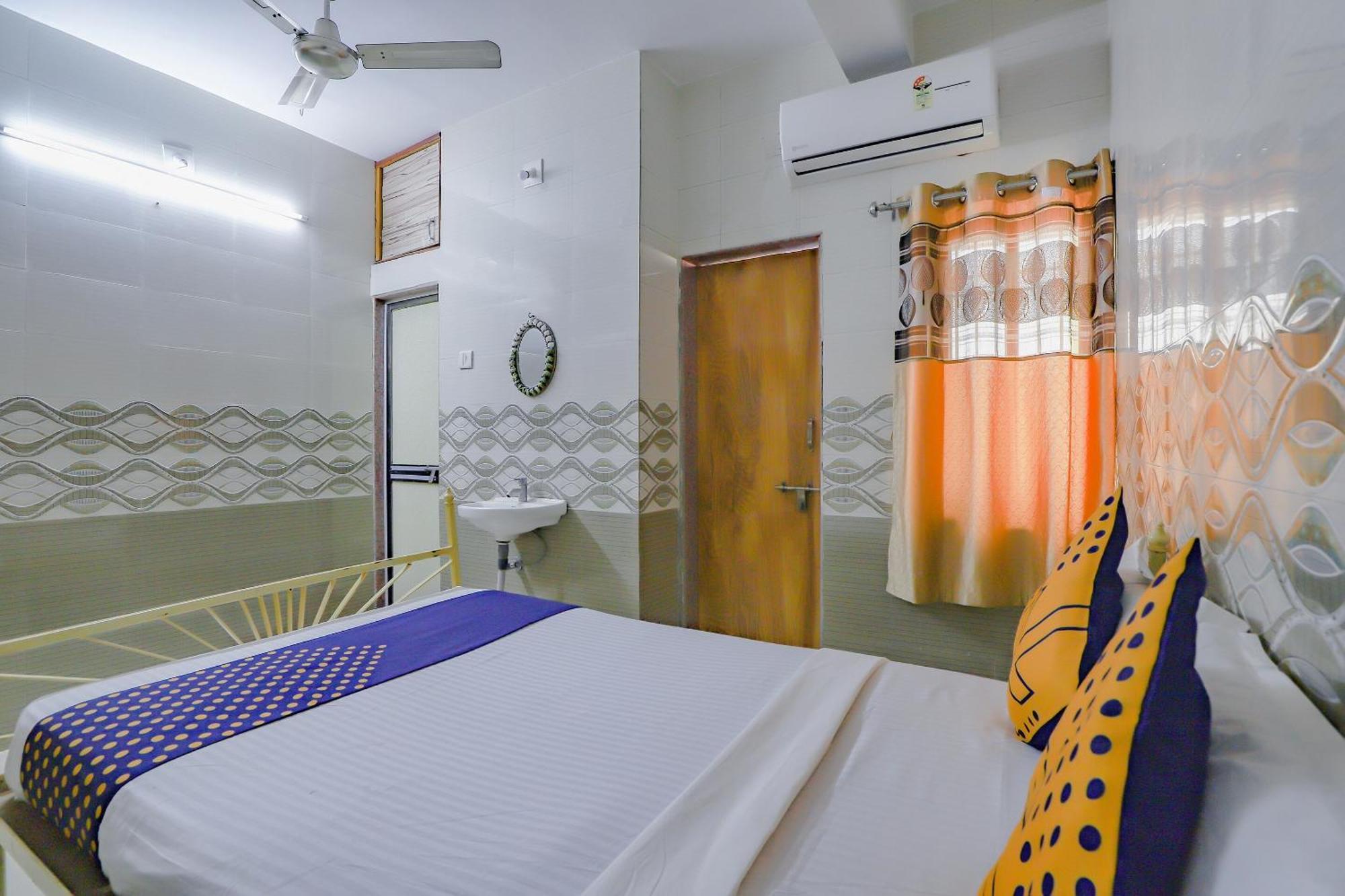 Spot On Jainsite Bhavan Palitana Εξωτερικό φωτογραφία